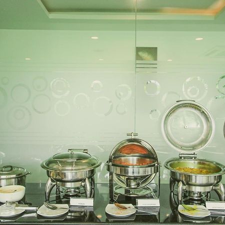 White Pearl Residency Otel Pondicherry Dış mekan fotoğraf