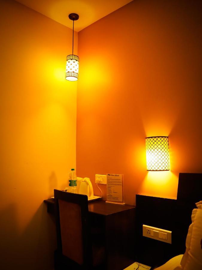 White Pearl Residency Otel Pondicherry Dış mekan fotoğraf