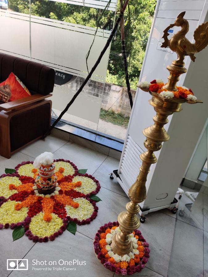 White Pearl Residency Otel Pondicherry Dış mekan fotoğraf