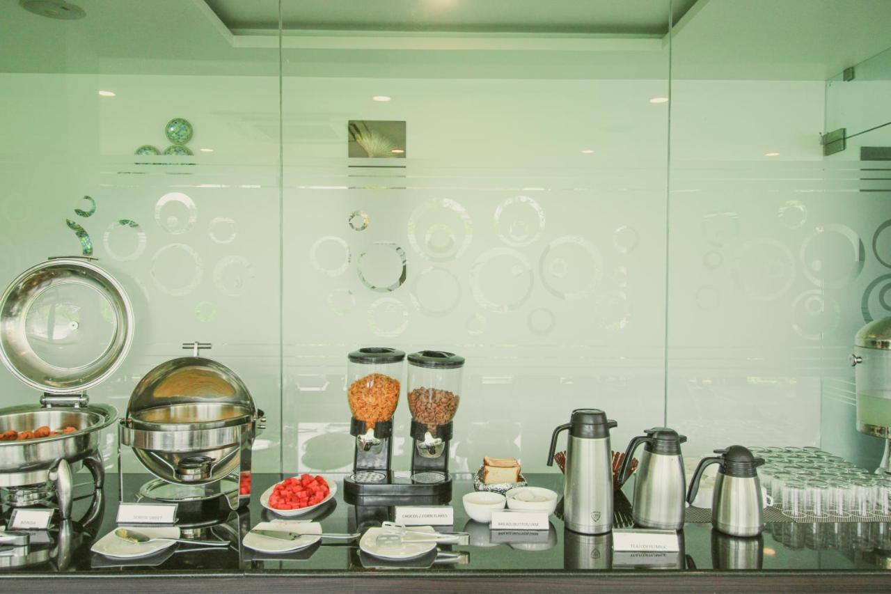 White Pearl Residency Otel Pondicherry Dış mekan fotoğraf
