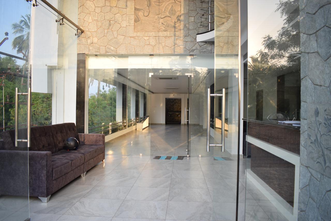 White Pearl Residency Otel Pondicherry Dış mekan fotoğraf